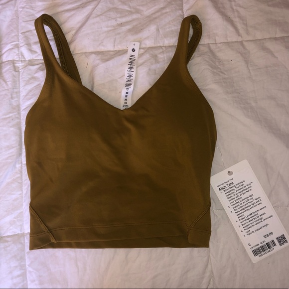 lululemon athletica Tops - NEVER USED LULULEMON CROP TOP W/ TAG.